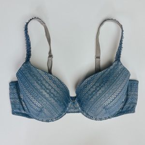 Victoria’s Secret Blue Lined Perfect Coverage Bra